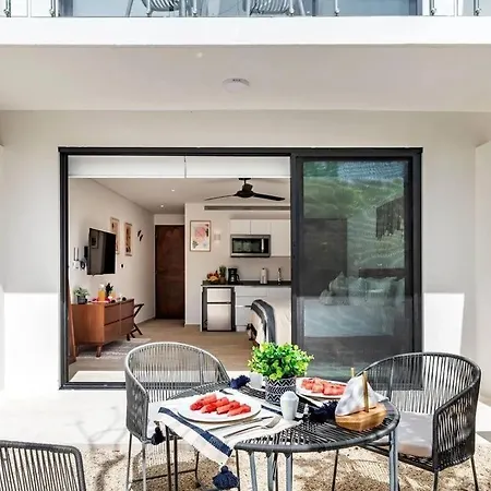 Park Lagunas Apartment *