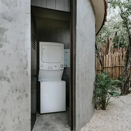 Media Luna Boho Chic E11 Pvt Pool Concierge