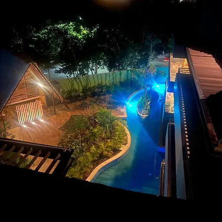 Exclusivo! 2 Dormitorios, 4 Camas, De 1 A 6 Huespedes Con Terraza Directo A La Alberca Y Otra Alberca Azotea Wifi , Gym , Sauna, Elevador Y Mas!!! Tulum