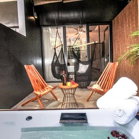 Apartment Close To The Beach,ground Floor, Jacuzzi, 1gb Wi-fi Tulum