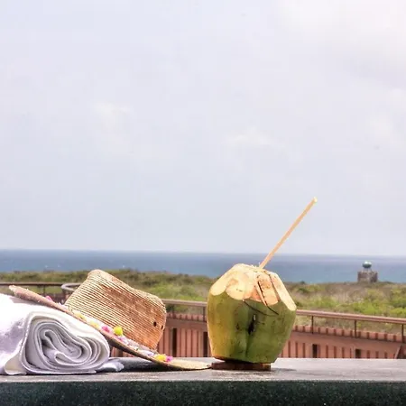 Apartment Close To The Beach,ground Floor, Jacuzzi, 1gb Wi-fi *