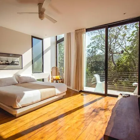 Soluna Villa *