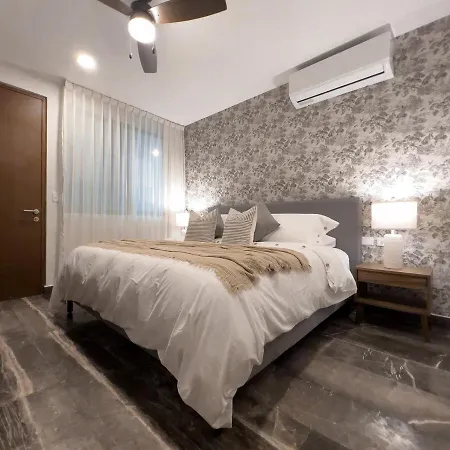 Paramar Black 2br - Next Level B
