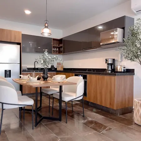 Paramar Black 2br - Next Level B