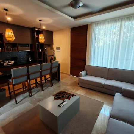 Apartment Jacuzzi Retreat Sunrise Haven *
