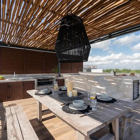 Amazing Penthouse Private Pool Close To