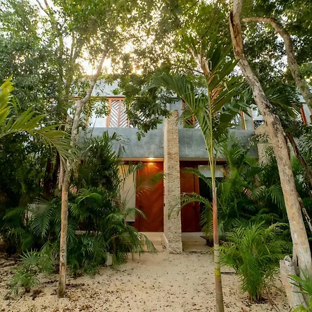Ceres Tulum