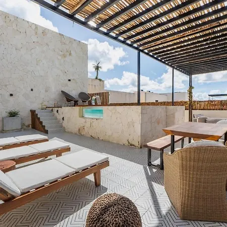 Apartment 2 Story Penthouse Rooftop Pool Tulum