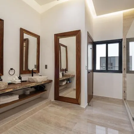 Amalia 5 Bdr W Private Pool In Aldea Zama Holiday home
