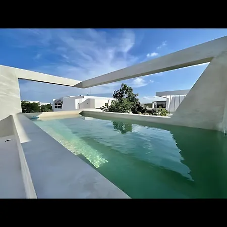 Discover Your Sanctuary Stylish In Vibrant La Veleta Apartment