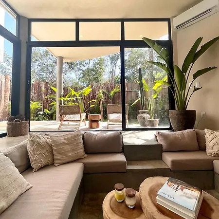 Round Luxury Private Pool & Jungle Rooftop 2b