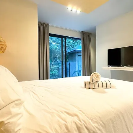 Nook Luxury Condohotel By Marea Aparthotel *