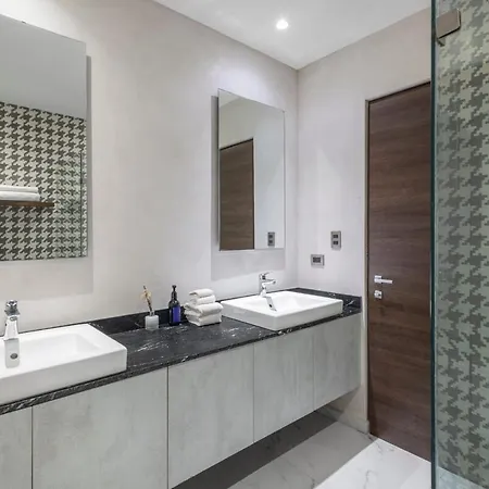 5br Paradise With Pool Apartment *