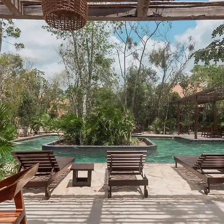 Stylish Duplex Lower Level 2-br Wifi Pool Gym * Tulum