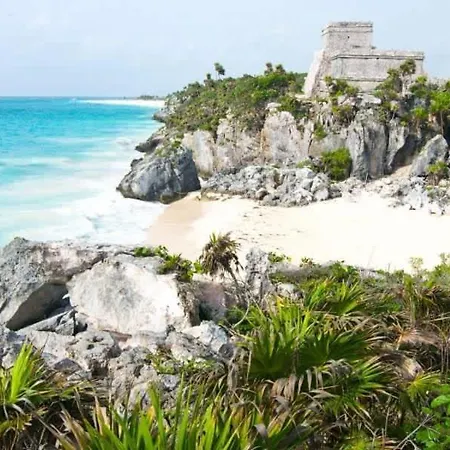 Stylish Duplex Lower Level 2-br Wifi Pool Gym * Tulum