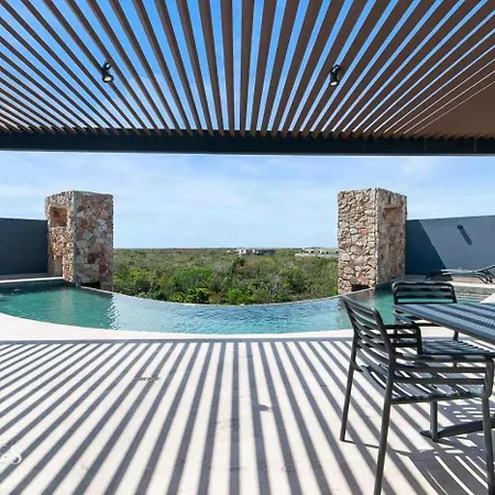 1 Rec. C/balcon • Vista A La Alberca • Sauna + Gym Holiday home Tulum