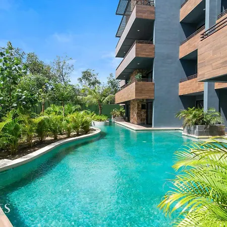 1 Rec. C/balcon • Vista A La Alberca • Sauna + Gym Tulum