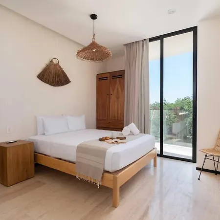Ph 3 Bed 3 Bath Private Pool