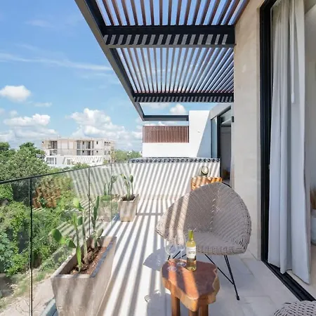Ph 3 Bed 3 Bath Private Pool