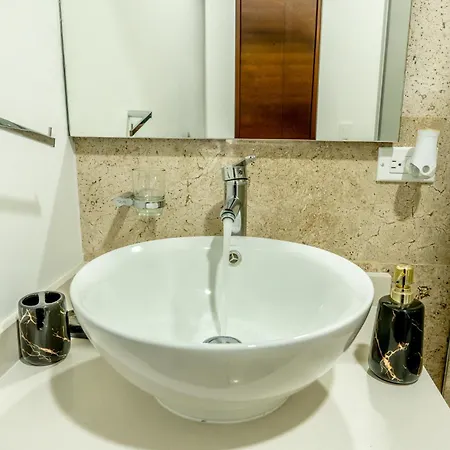 Bed and breakfast Menesse 4*