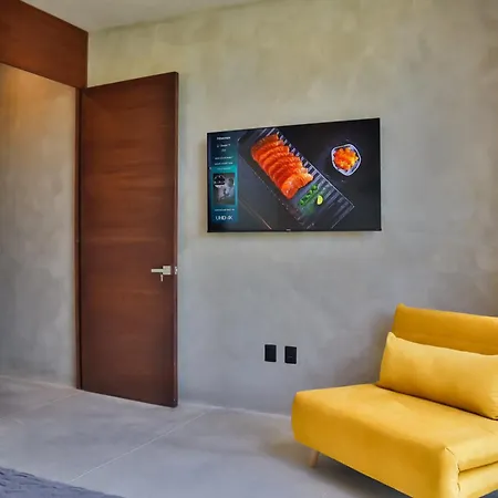Quiet 4br Townhouse With Private Pool, Roof, Patio Tulum