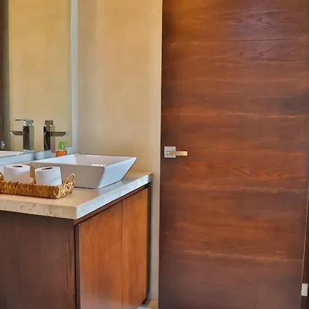 Apartment Quiet 4br Townhouse With Private Pool, Roof, Patio Tulum