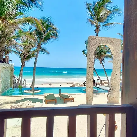 Azucar 3* Tulum
