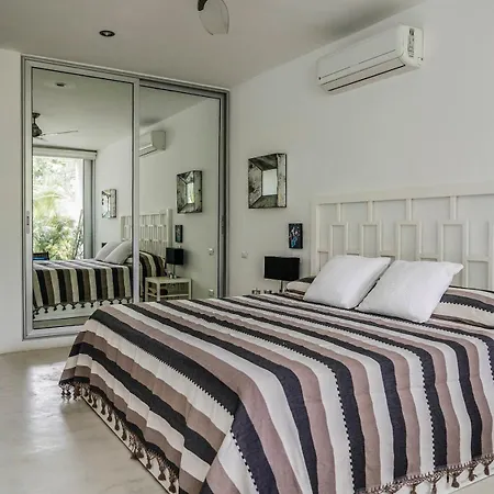 White - Unique Spacious And Club Access Villa Tulum