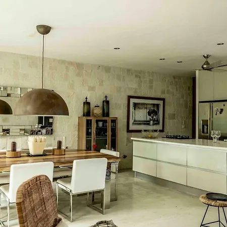 Villa White - Unique Spacious And Club Access Tulum