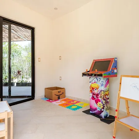 Villa Ocean Breeze - A Few Steps From The Beach! *