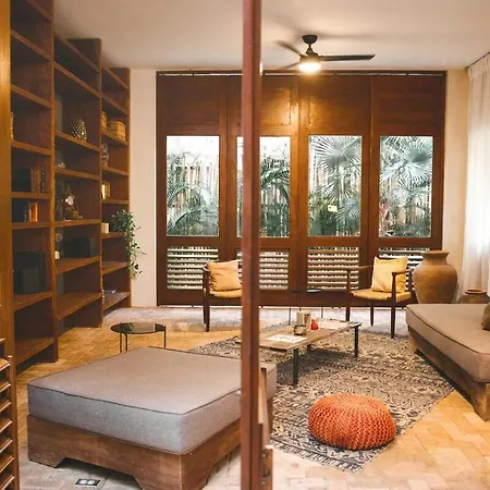 Beautiful 2 Bdr, Location! Apartment