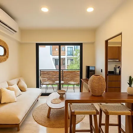 Work & Chill Boho Vibes Apartment *