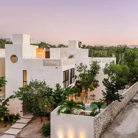Villa El Canto, Luxury 7 Bed Jungle Rooftop View Tulum