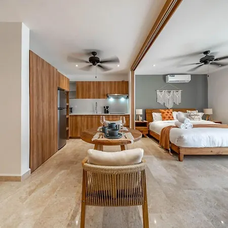 Holiday home King W Private Balcony Rooftop Pool And Gym Tulum