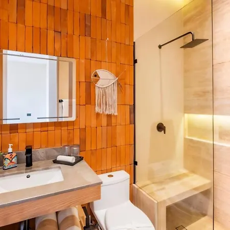 Xaana Private Pool 2 Bed Wifi 300 Mbps Rooftop *