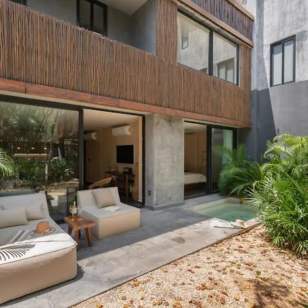 Exclusive 2br Lock-off Huge Terrace & Private Pool Humana