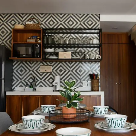 3-bedroom With Private Pool, Terrace And Bbq Apartment