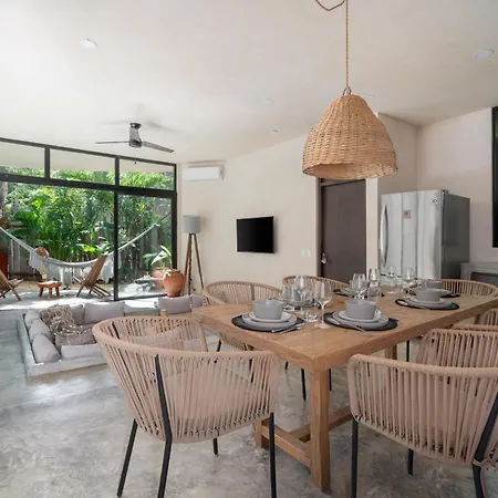 Villa 2 Tropical Bohemian Villas-2 Priv Pool-bbq 3a-3b *