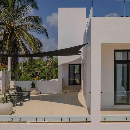 Seafront Luxury & Freedom With Staff Villa Tulum