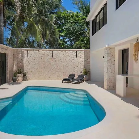 Villa Seafront Luxury & Freedom With Staff *