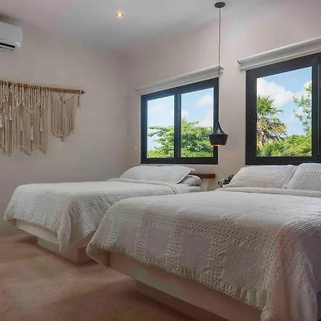 Villa Seafront Luxury & Freedom With Staff *
