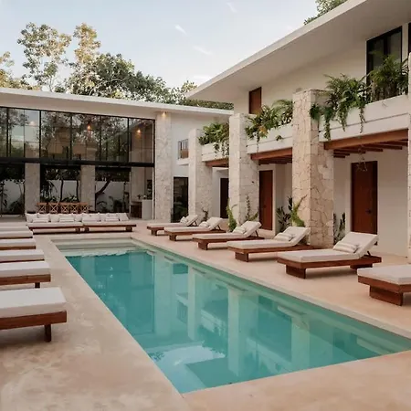 Holiday home Hacienda Babylon - 9 10 Pools Gym & Sauna Tulum