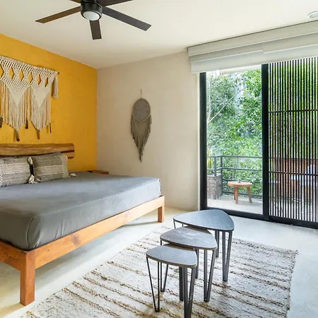 Charming Getaway In Prime Location Apartment *
