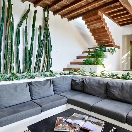 Luxauthentika Villa