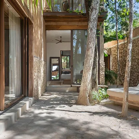 Boho Organic 3br Villa, Gated Community, Rooftop * Tulum