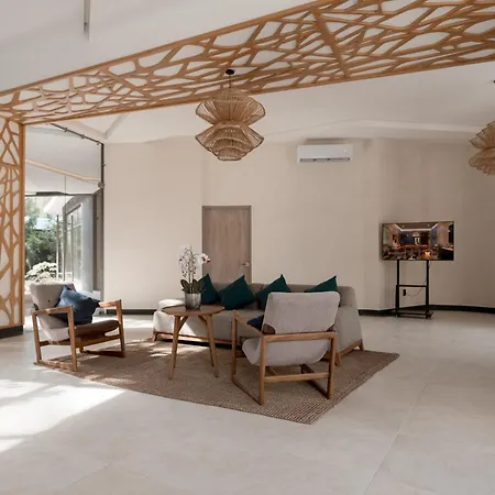 Breeze Oasis C- 203 Apartment *