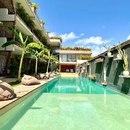 Private Jacuzzi Jungle Loft