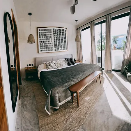 Apartment Luxury Penthouse With Jungle Views *