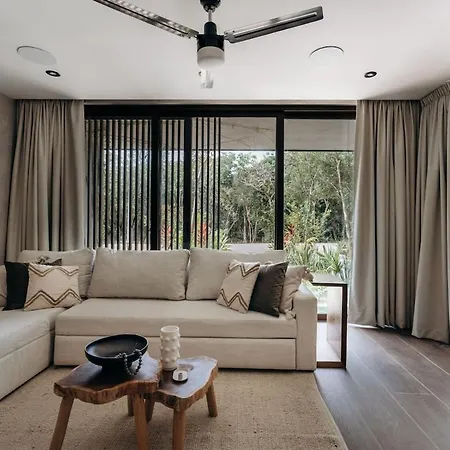 Luxury Jungle Private Holiday home