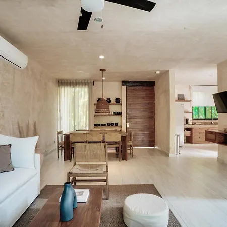 Buena Casa Tulum, Private With Pool, Housekeeper, & Breakfast